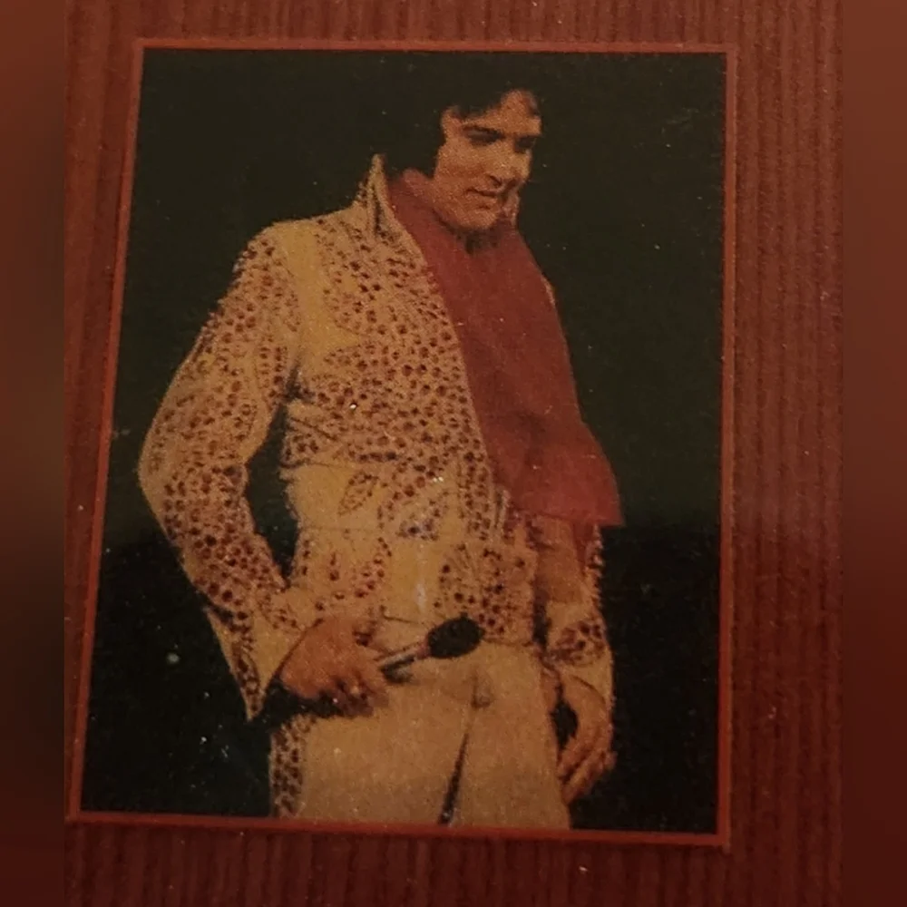 Vintage Elvis Presley Lacquered Wood Wall Clock 11.25x13.25x5/8th